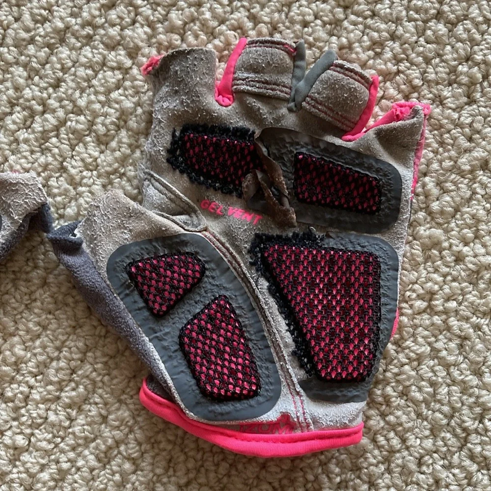 Pearl Izumi Hot Pink Cycling Short Fingered Gloves Women’s Size Medium Padded